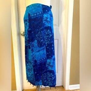Magazine vintage skirt maxi blue colors womens size L beads at ends